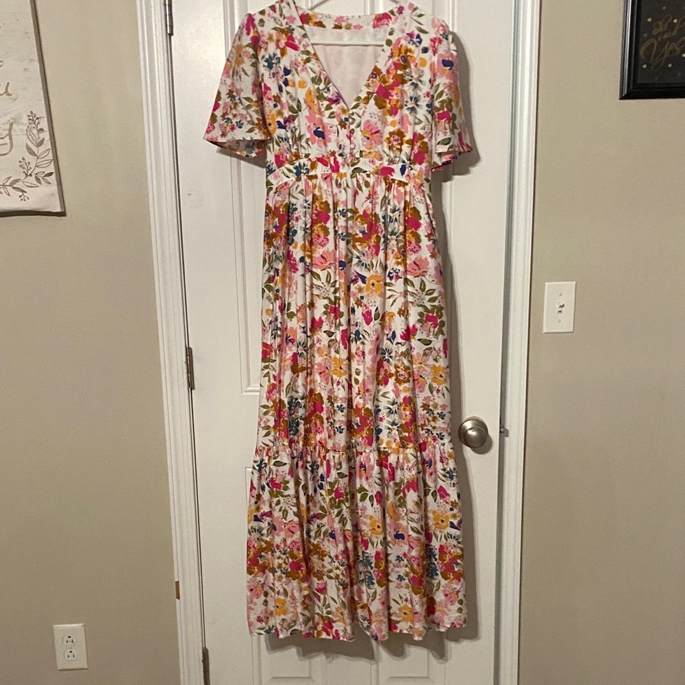 Floral V-Neck Maxi Dress in Pink & Multi